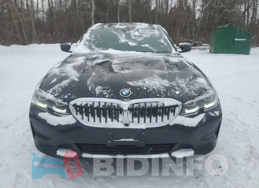3MW5R7J06M8B99423 Photo# 5