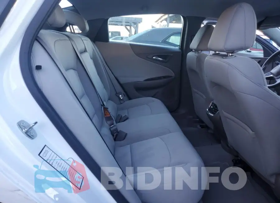 1G1ZD5ST8NF152573 Photo# 10