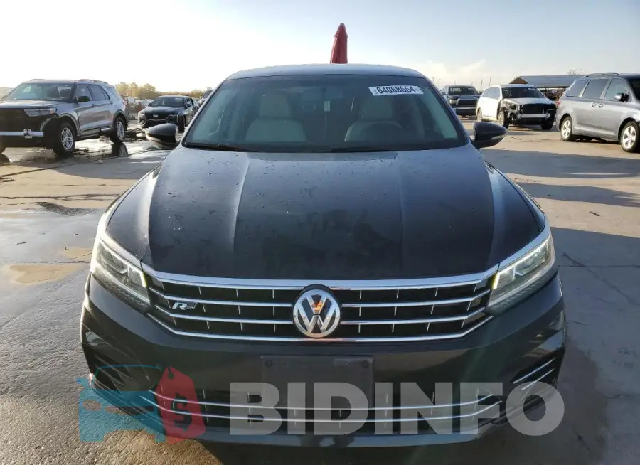 1VWDT7A30HC027104 Photo# 5