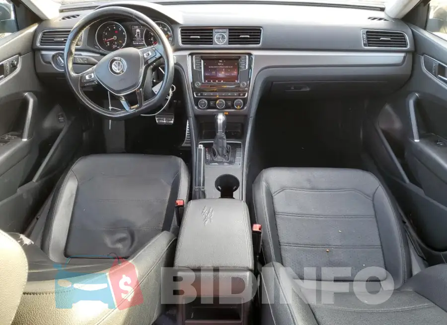 1VWDT7A3XHC044783 Photo# 8