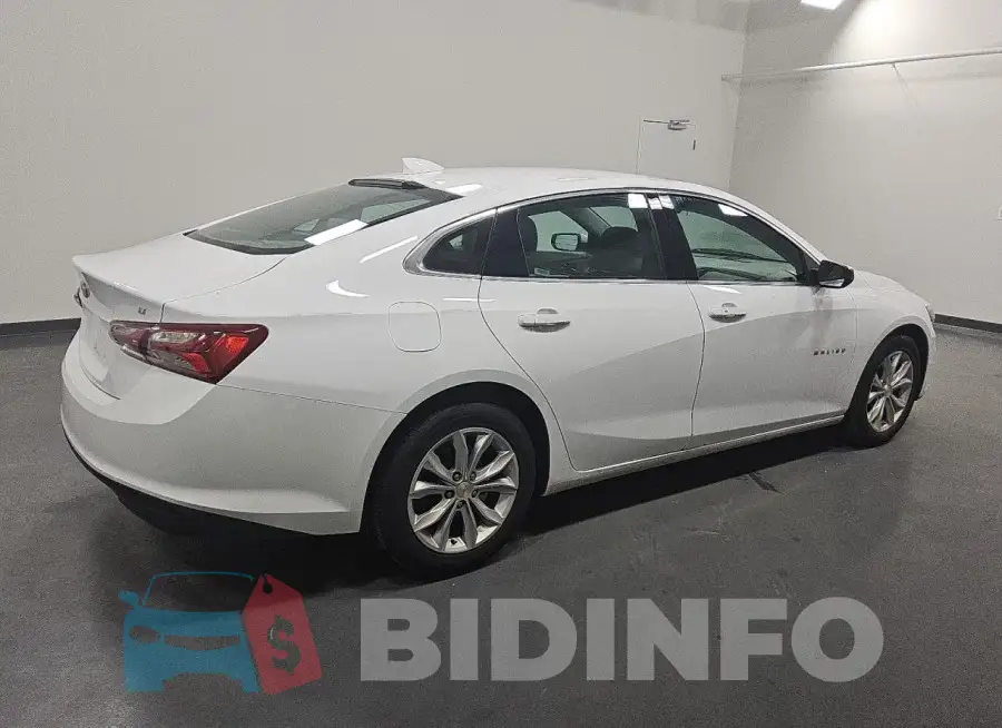 1G1ZD5ST4NF124916 Photo# 3
