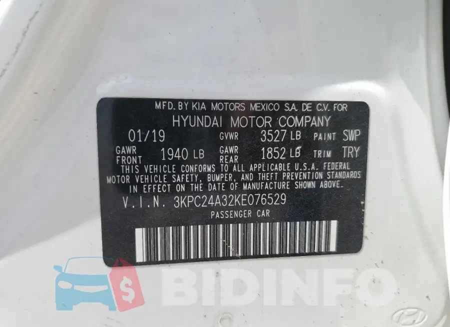 3KPC24A32KE076529 Photo# 13
