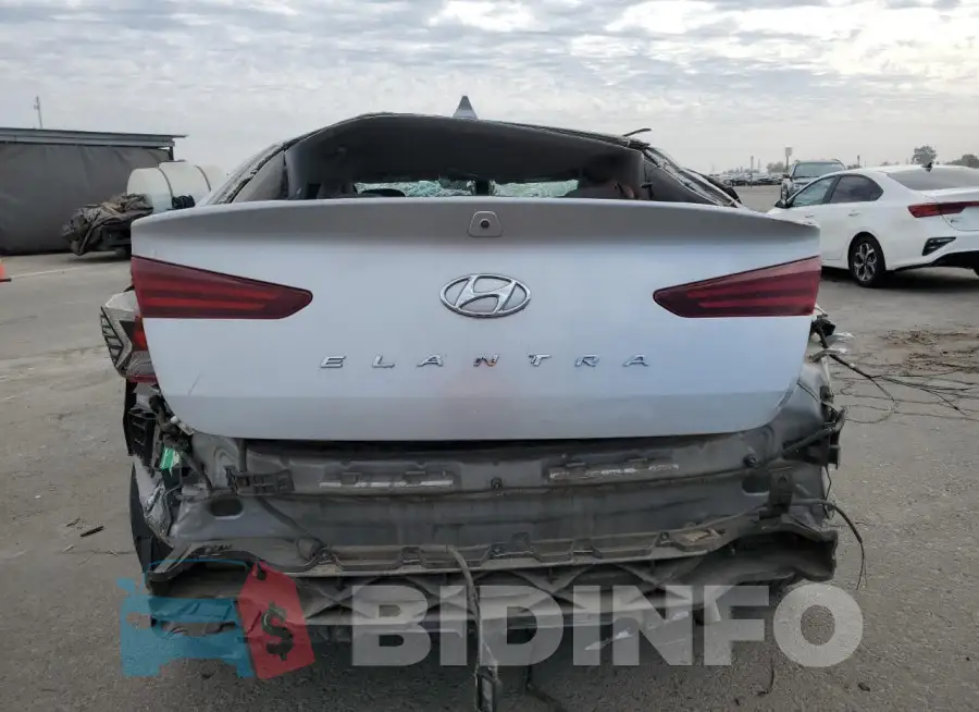5NPD84LFXLH559807 Photo# 6