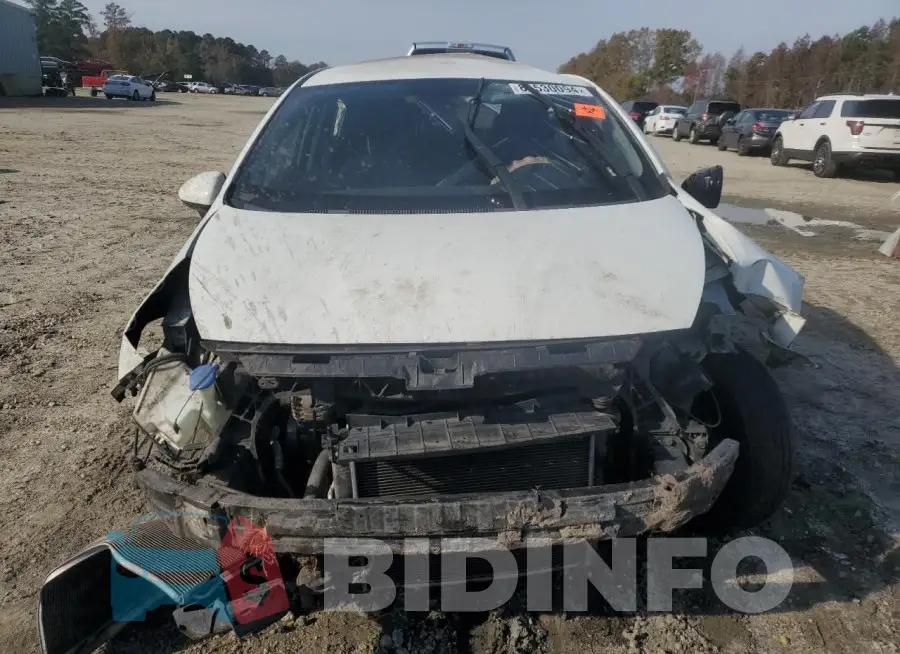 KNADM4A33G6685203 Photo# 5