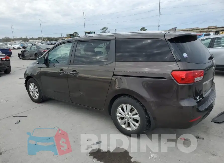 KNDMB5C12J6376386 Photo# 2