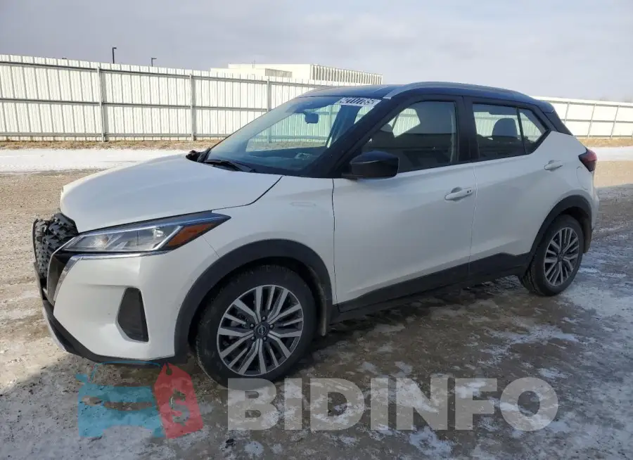 3N1CP5CV2PL526479 Photo# 1