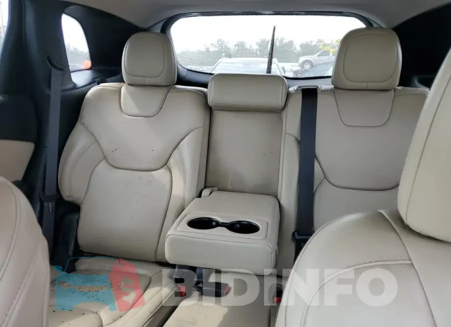 1C4PJMDSXHW631877 Photo# 10