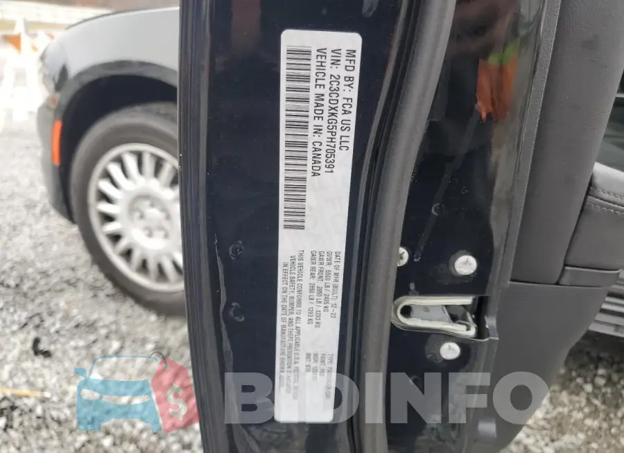 2C3CDXKG5PH705391 Photo# 12