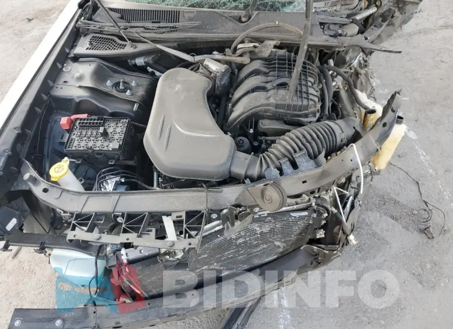 2C3CDZJG8NH260347 Photo# 11
