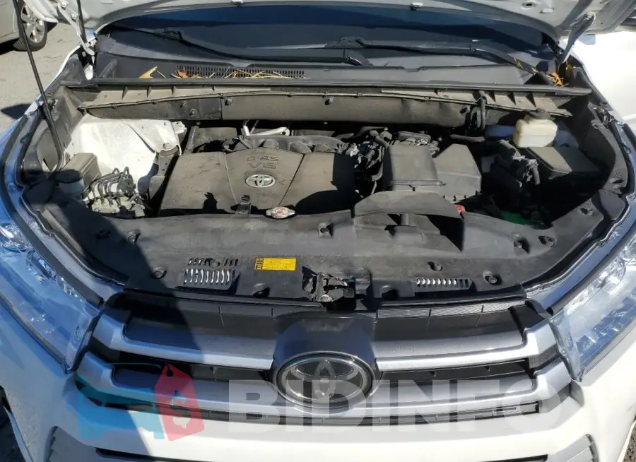 5TDJZRFH5JS802151 Photo# 12