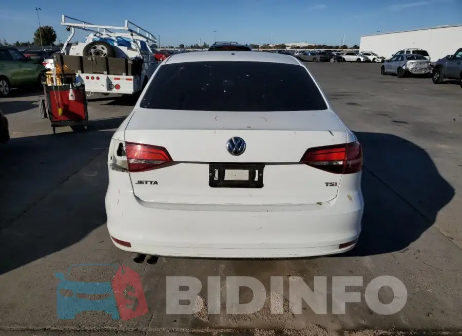 3VW2B7AJ2HM217509 Photo# 6