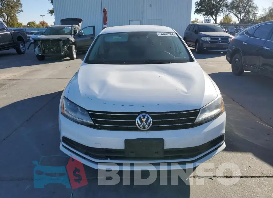 3VW2B7AJ2HM217509 Photo# 5