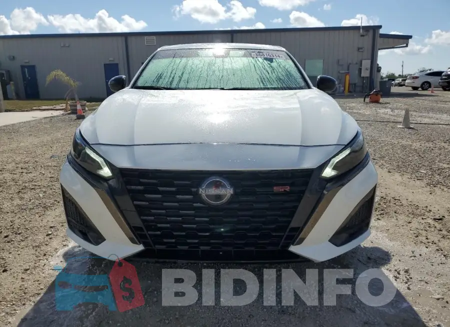 1N4BL4CV8PN347335 Photo# 5