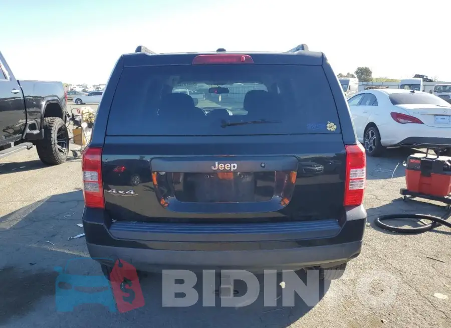 1C4NJRBB2GD511587 Photo# 6