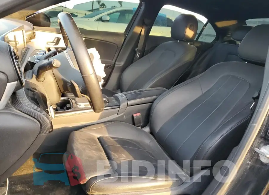 WDD3G4EB7KW008936 Photo# 7