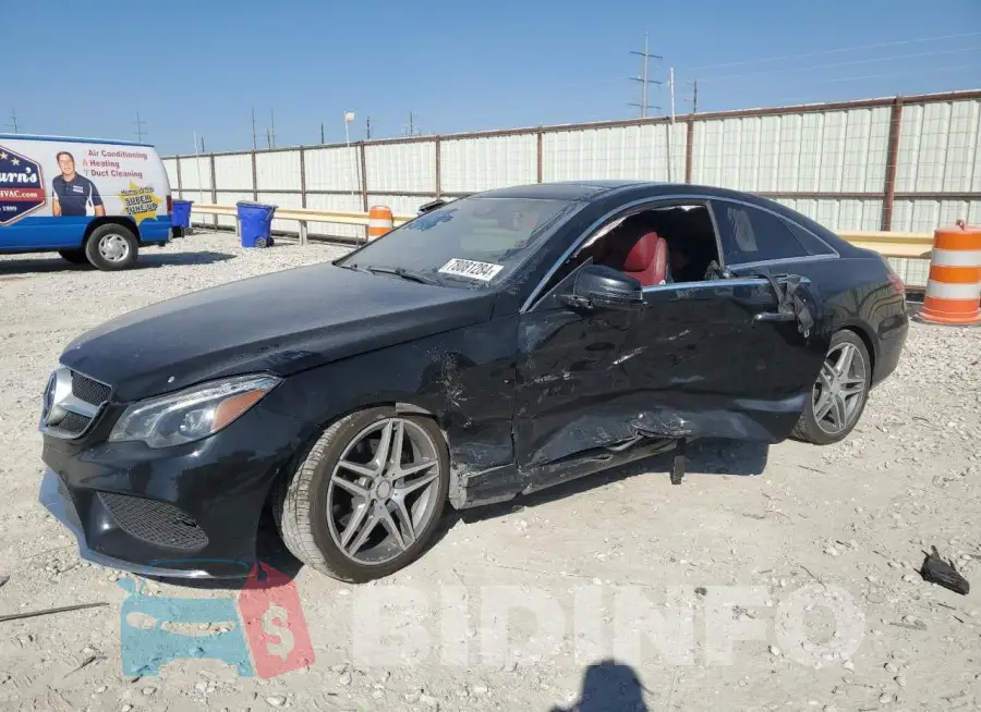 WDDKJ6FB8GF335330 Photo# 1