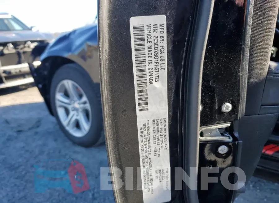 2C3CDXBG1PH571723 Photo# 12