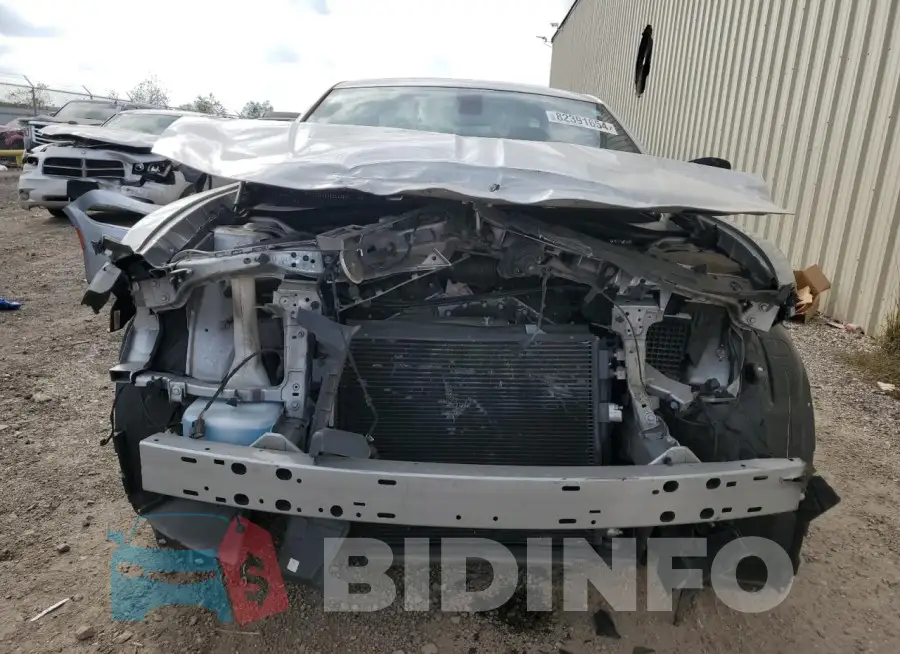 2C3CDXBG2PH627779 Photo# 4