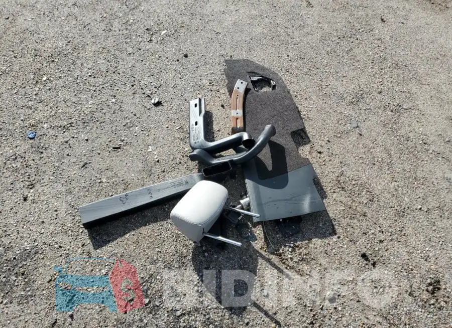 3GYFNAE33GS586095 Photo# 13