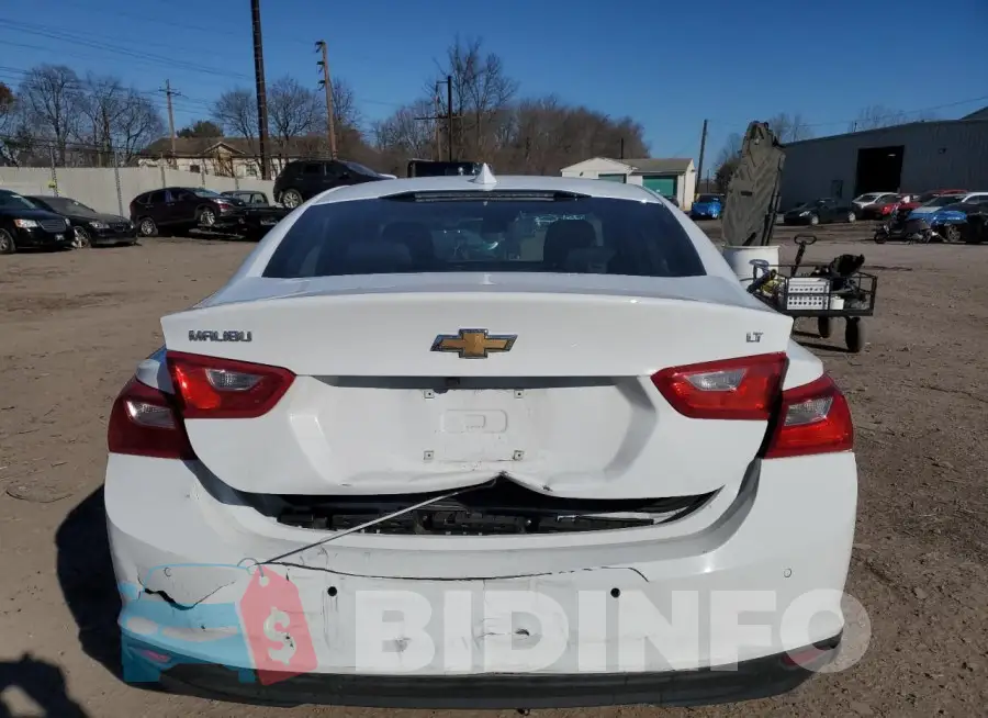 1G1ZD5ST4RF201807 Photo# 6
