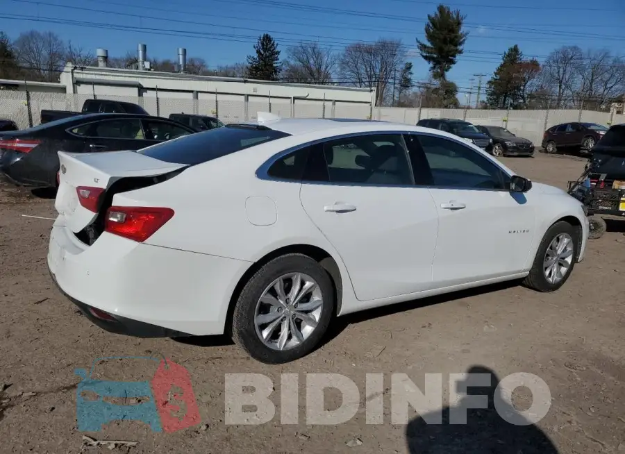 1G1ZD5ST4RF201807 Photo# 3