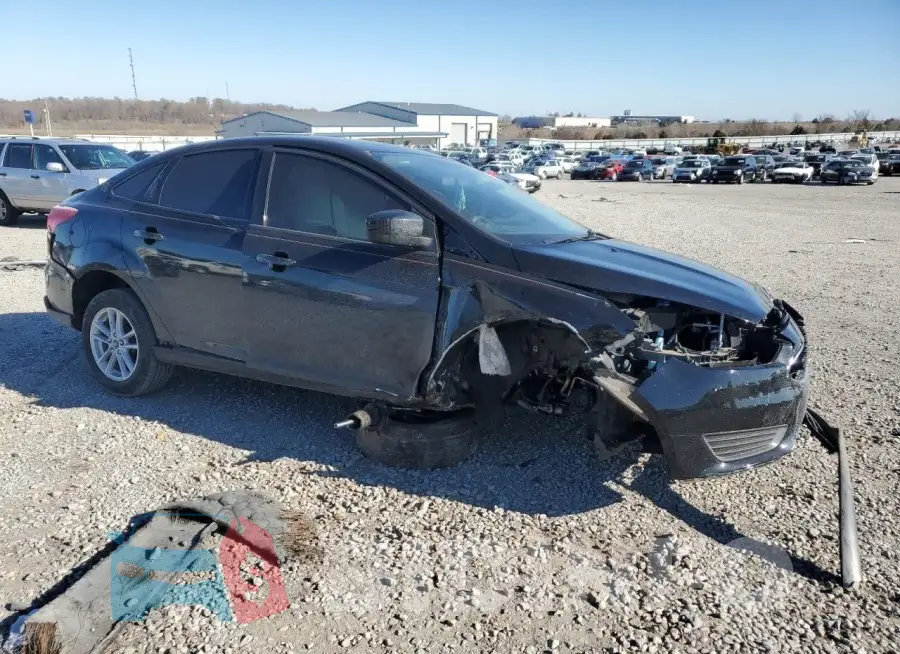 1FADP3F2XJL257261 Photo# 4