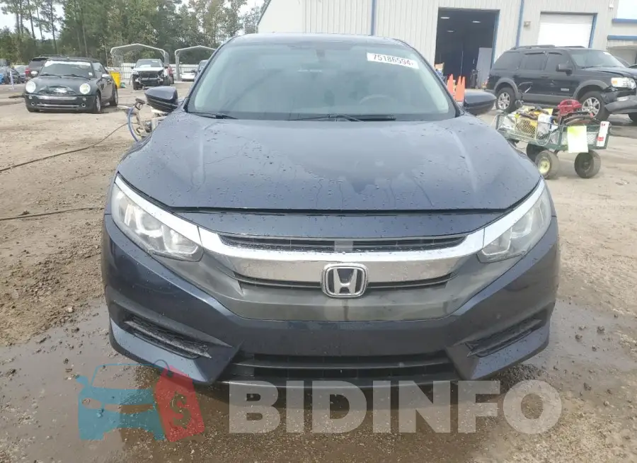 19XFC2F55HE081869 Photo# 5