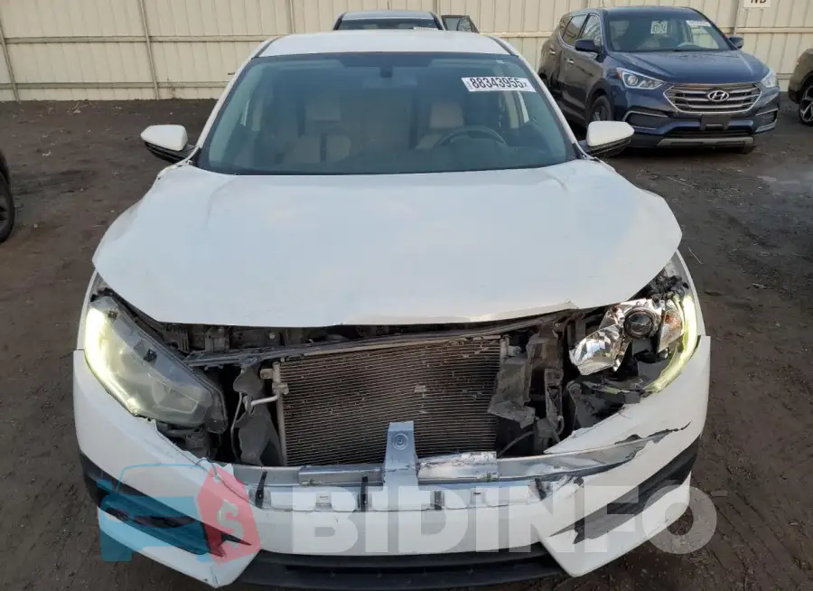 19XFC2F57HE058027 Photo# 5