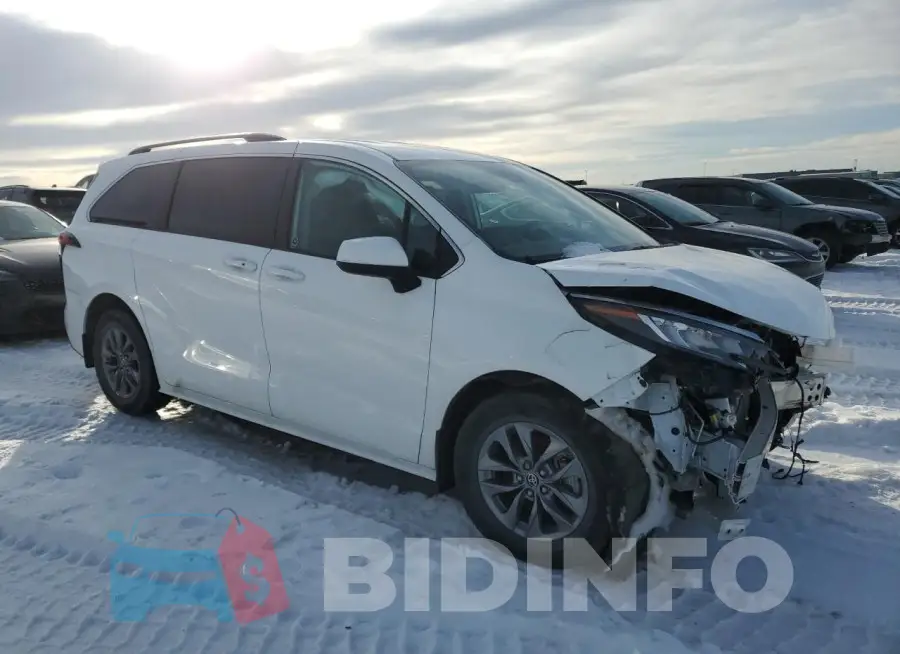 5TDGRKEC1NS091545 Photo# 4