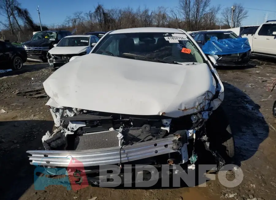 5YFB4MDE5RP140526 Photo# 5