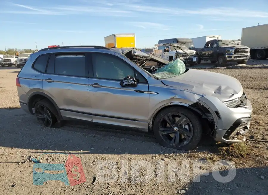 3VVCB7AX4RM120973 Photo# 4