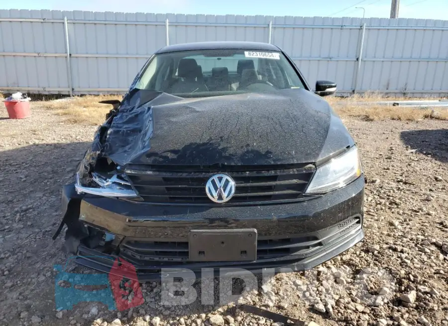 3VW167AJ2HM227229 Photo# 5