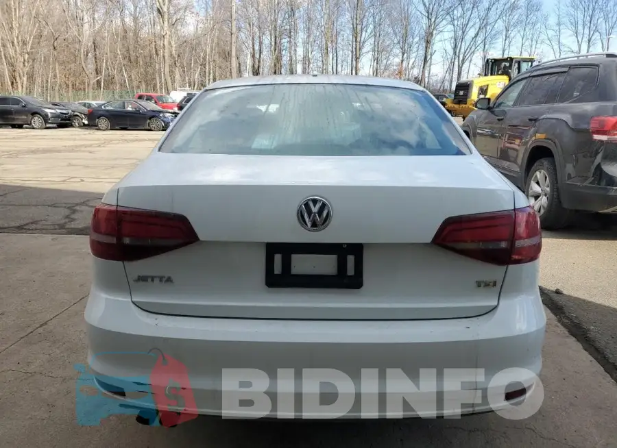 3VW167AJ3HM314704 Photo# 6