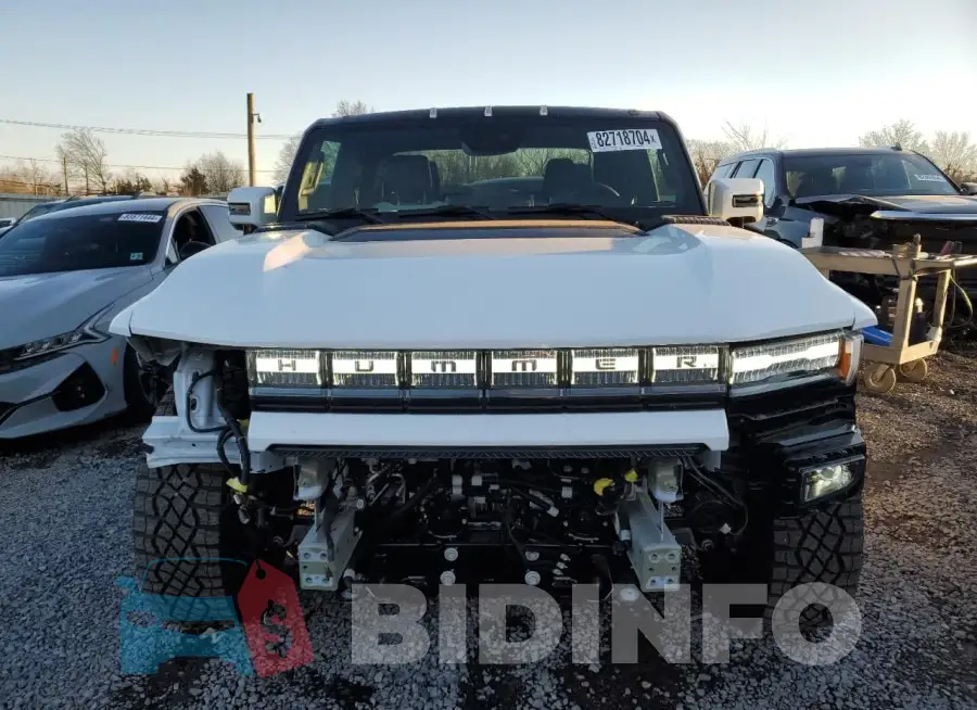 1GT10DDB4SU100735 Photo# 5
