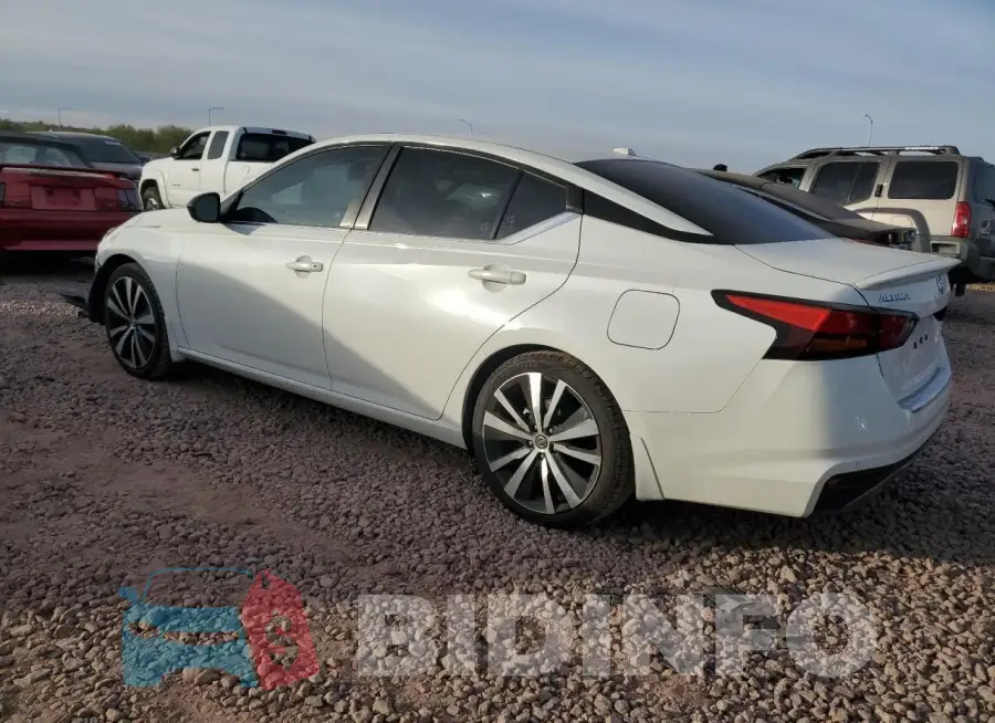 1N4BL4CV4MN325862 Photo# 2