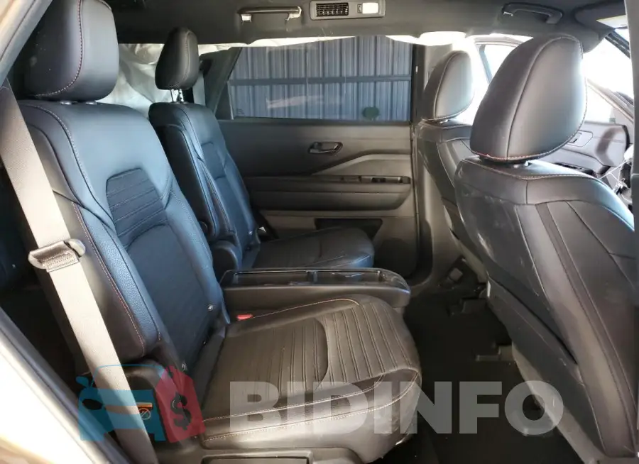 5N1DR3BD6PC202256 Photo# 11