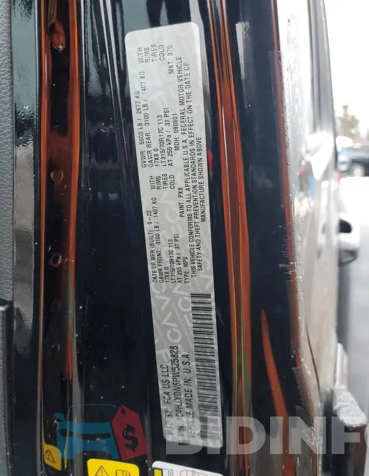 1C4HJXDN6PW525828 Photo# 13
