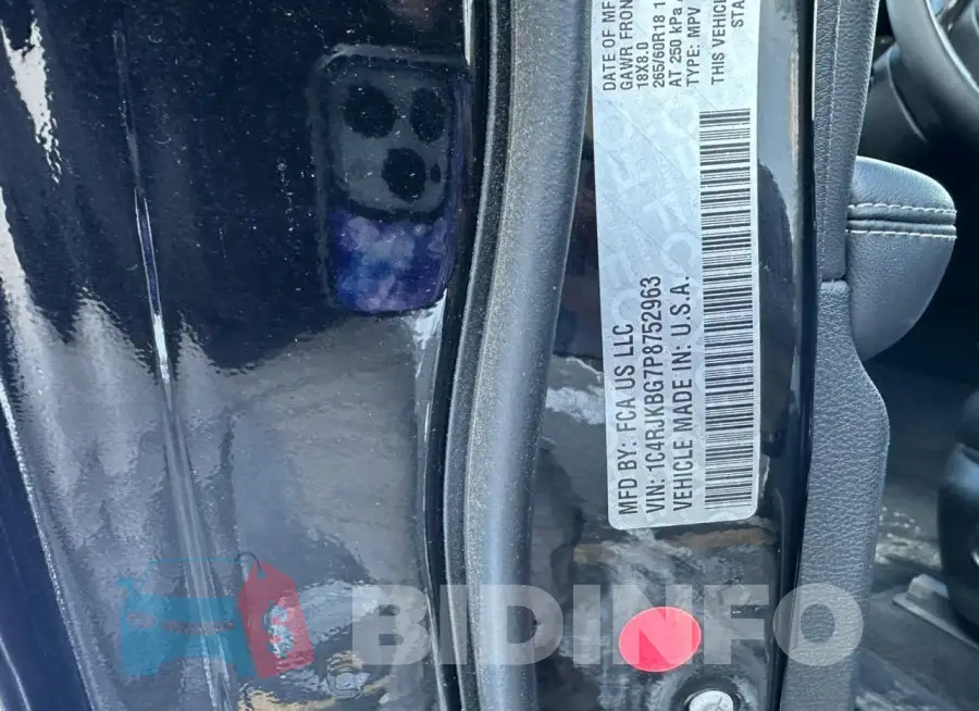 1C4RJKBG7P8752963 Photo# 10