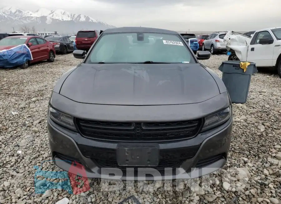 2C3CDXJG2GH189279 Photo# 5