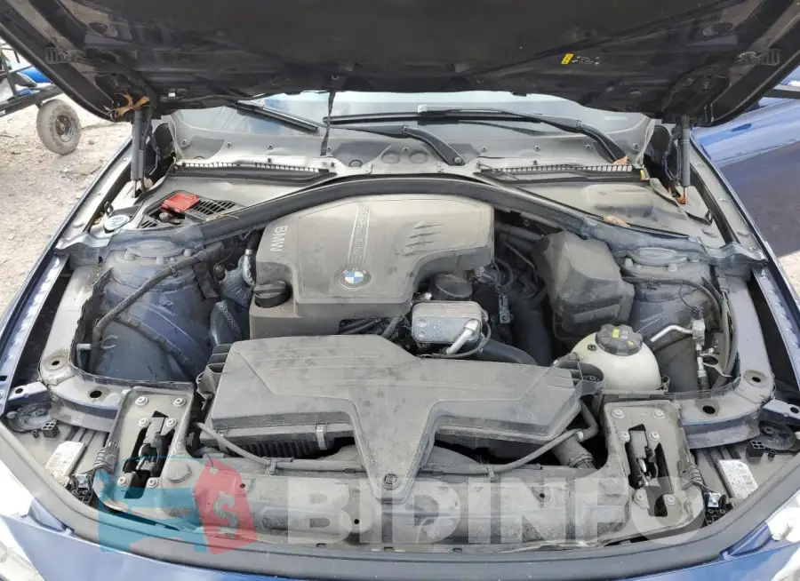 WBA8E5G50JNU47240 Photo# 11