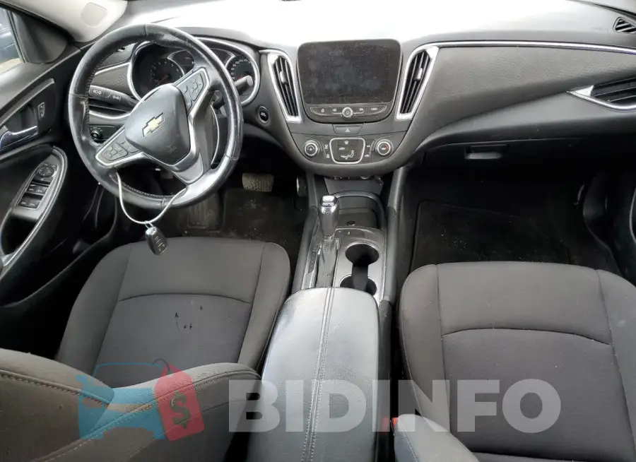 1G1ZD5ST0JF183519 Photo# 8