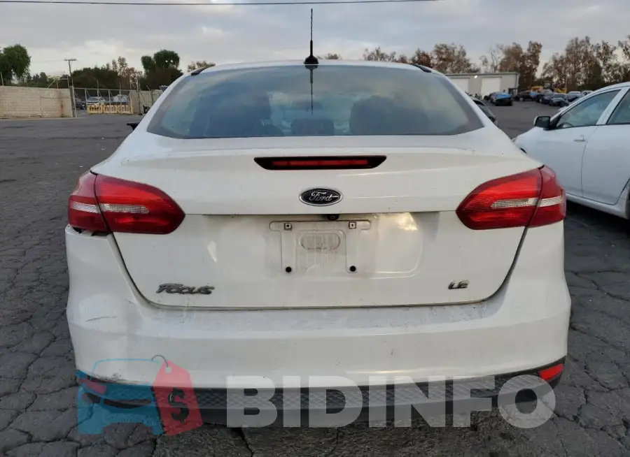 1FADP3F20JL325079 Photo# 6
