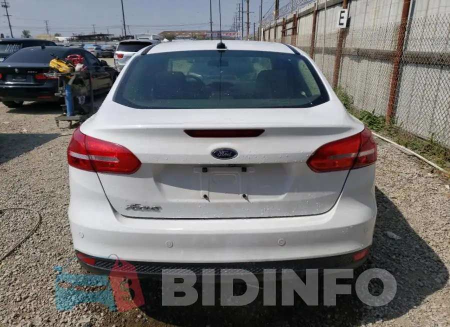 1FADP3F2XGL399201 Photo# 6
