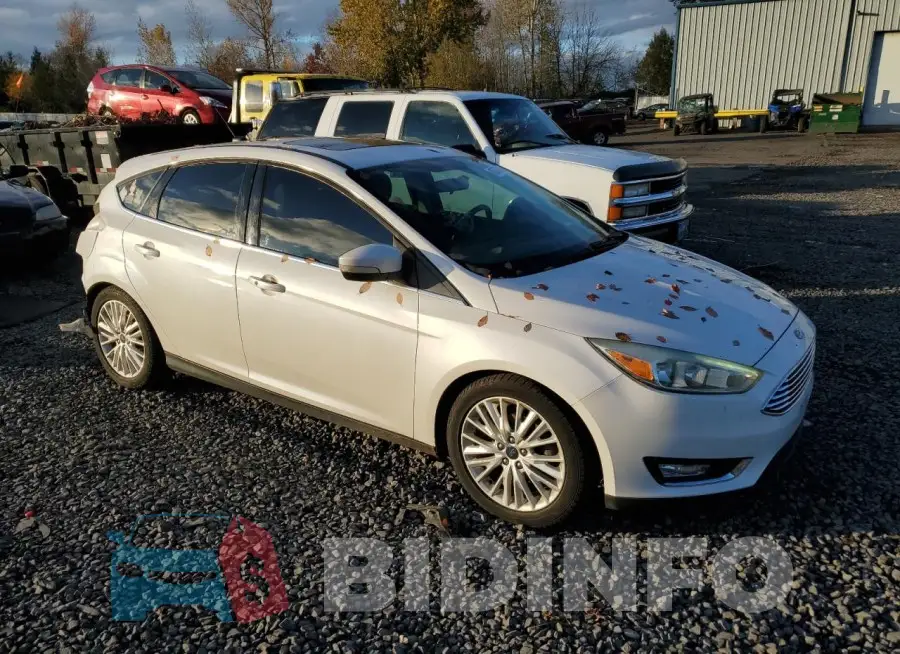 1FADP3N29HL287945 Photo# 4