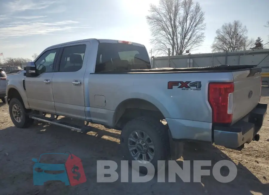 1FT7W2B69JEB36044 Photo# 2