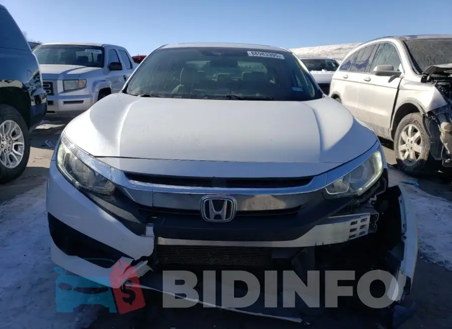 19XFC2F81HE075352 Photo# 5