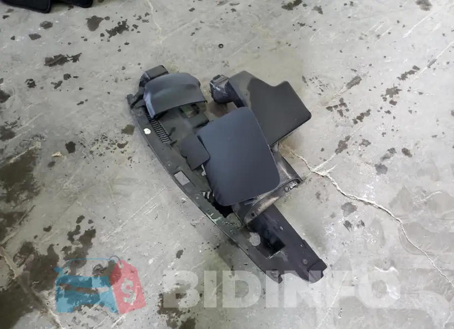 JA4AZ3A38JZ055873 Photo# 13