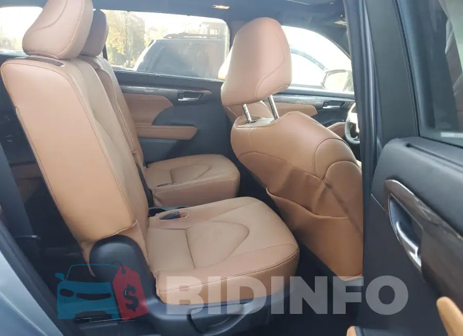 5TDEBRCH1RS605936 Photo# 11