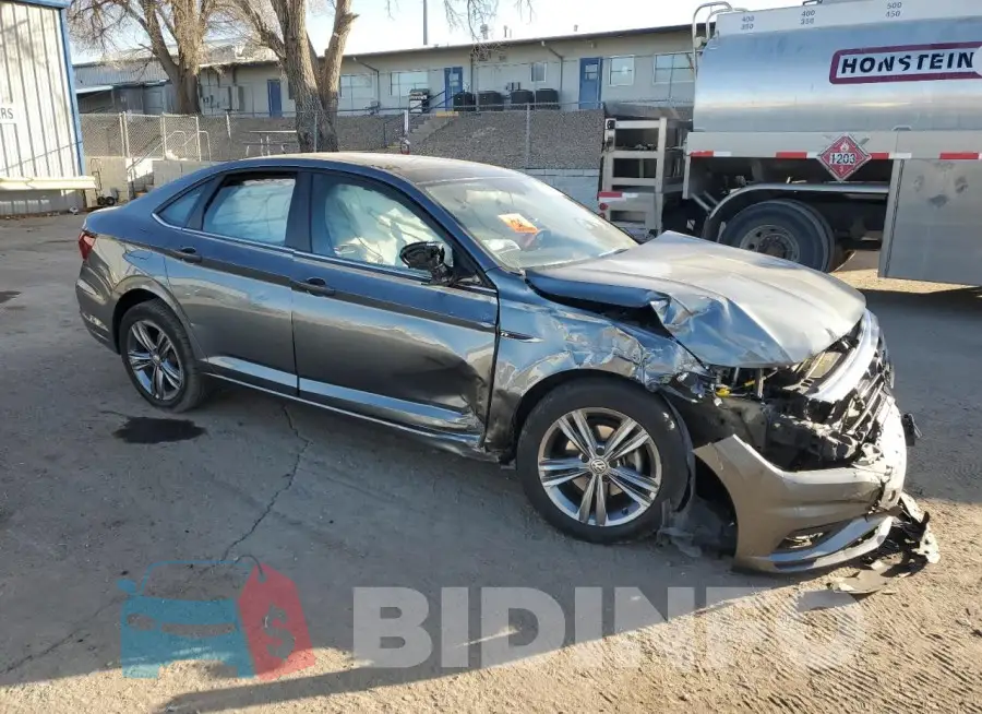 3VWCB7BU6KM215797 Photo# 4