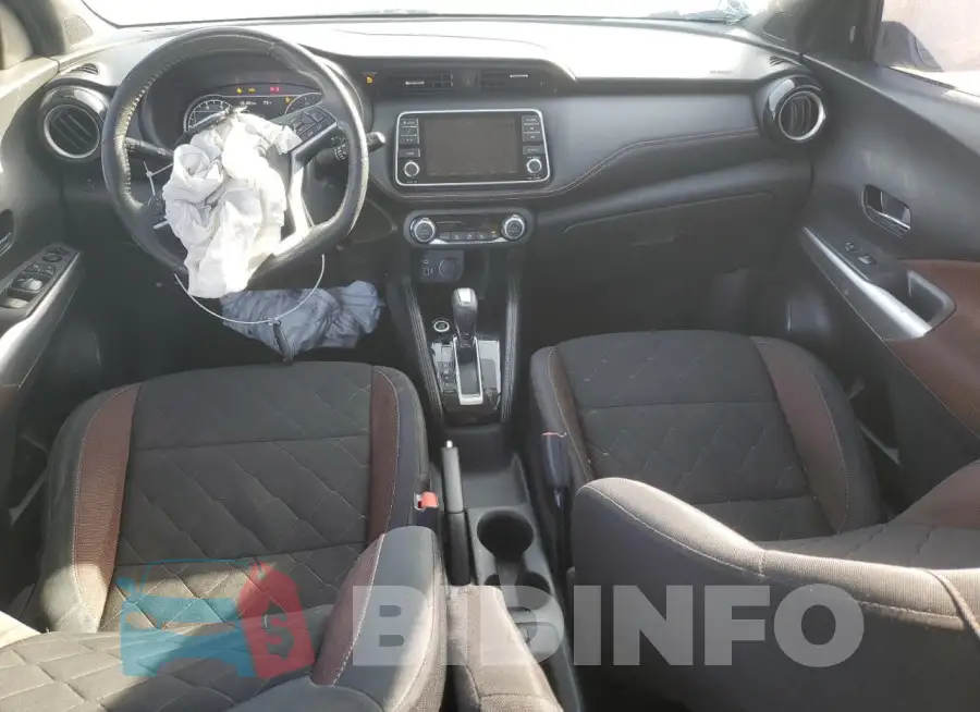 3N1CP5CU9KL481122 Photo# 8